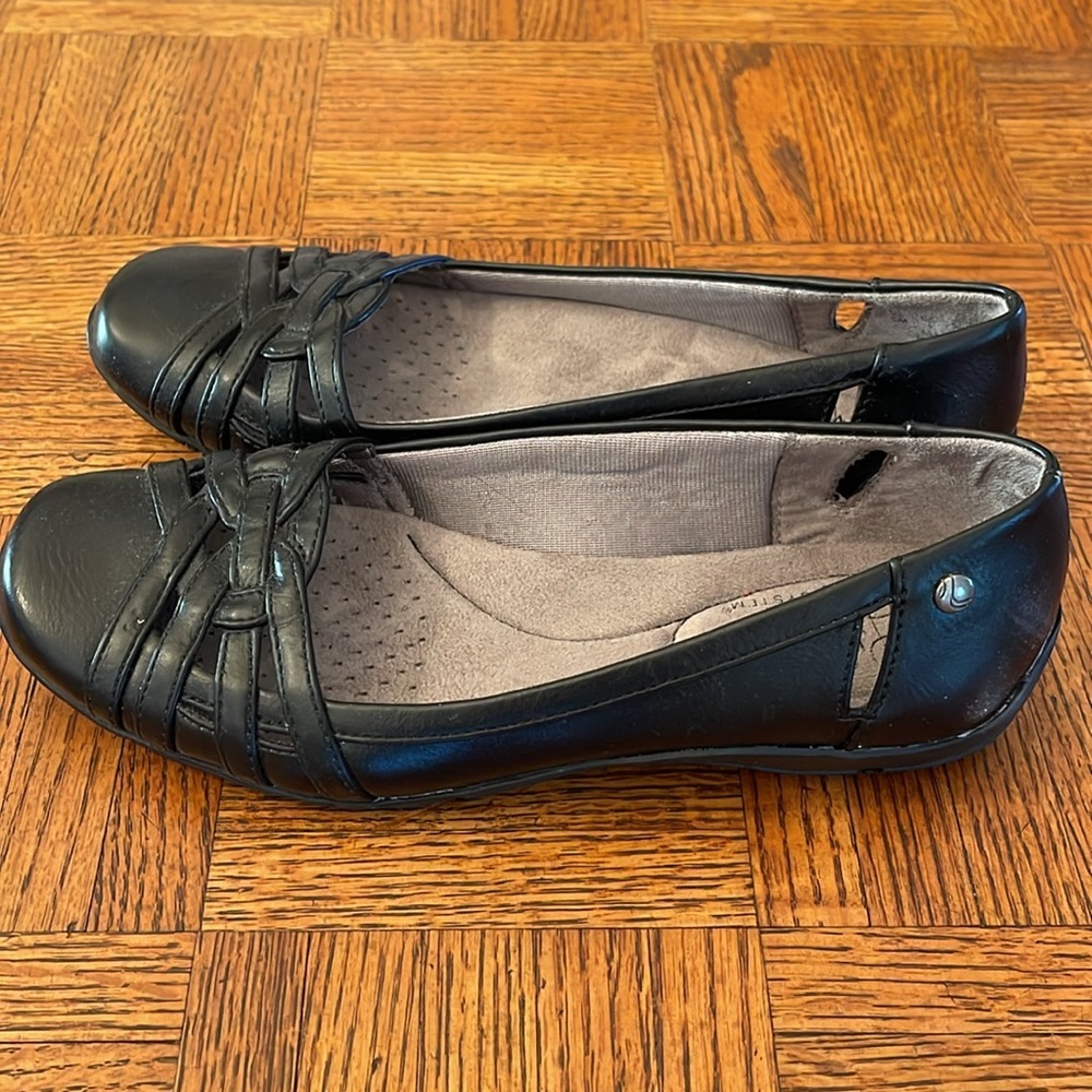 Life Stride soft system  Black Women's Flats size 6 - Picture 3 of 6
